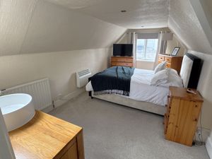 Photo 10- click for photo gallery